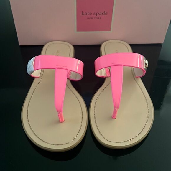 NWT Kate Spade Patent-Leather Thong-Toe Sandals pink 8 - Picture 1 of 5